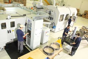 Производство крупногабаритных подшипников на заводе NKE: завод Steyr достиг рекордной использованной мощности в первом квартале фото